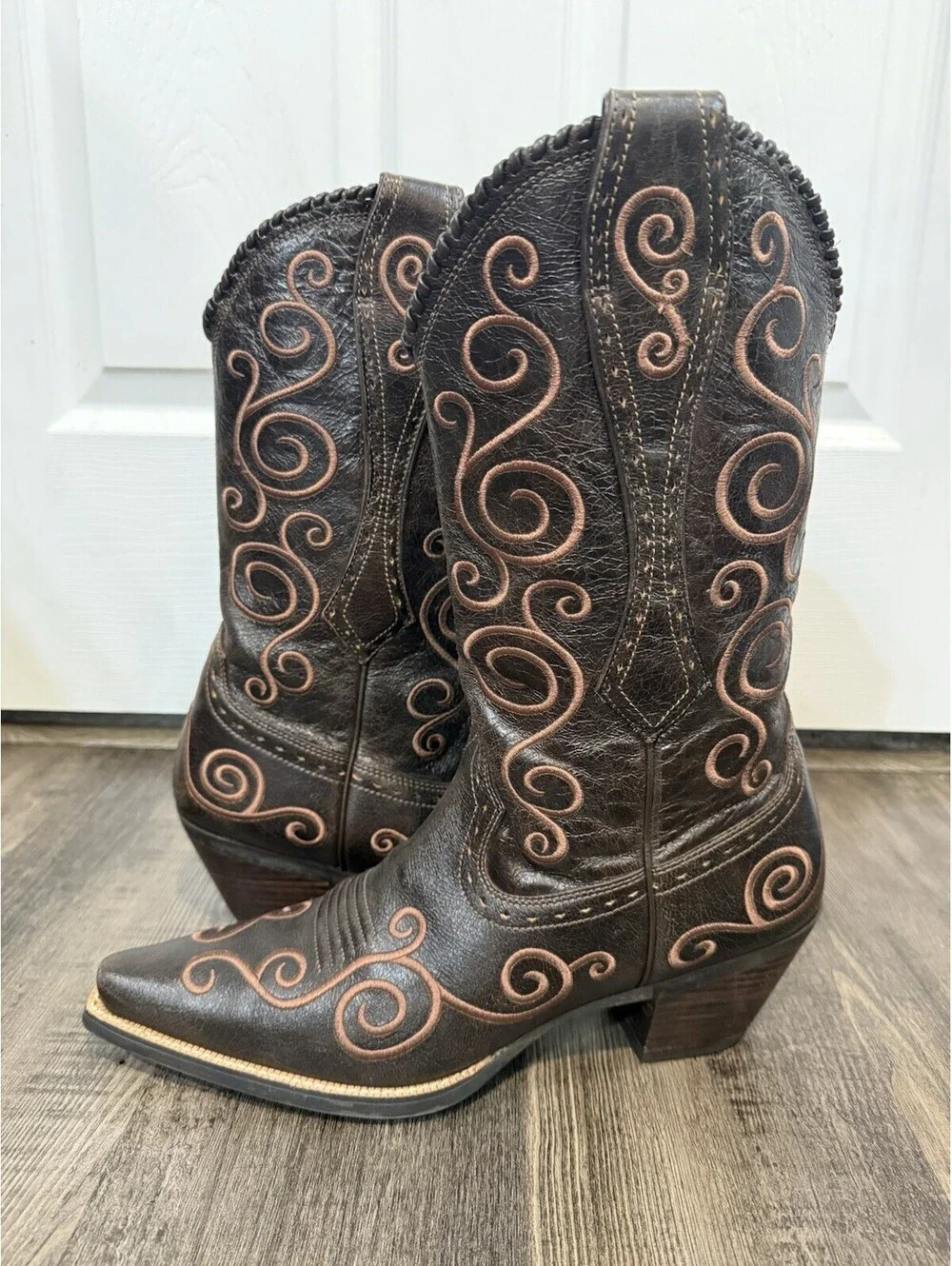 Ariat Cowgirl Boots Brown Embroidery Western Snip Toe Whipstitch Women Sz 11B